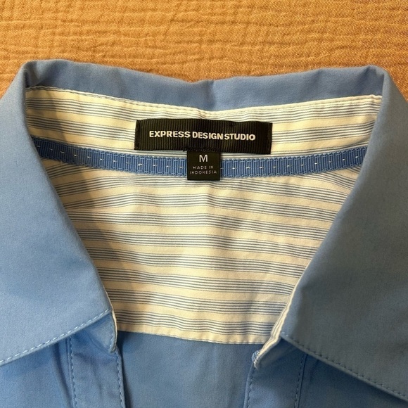 Express Design Studio Button Down Blue Long Sleeve Blouse, size M - Picture 7 of 9